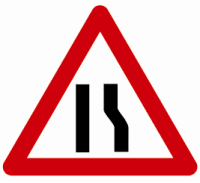 Indicator rutier  Drum ingustat pe partea dreapta