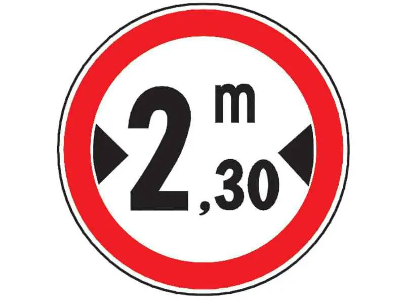În ce condiţii vă puteţi continua deplasarea, la întâlnirea indicatorului alăturat?